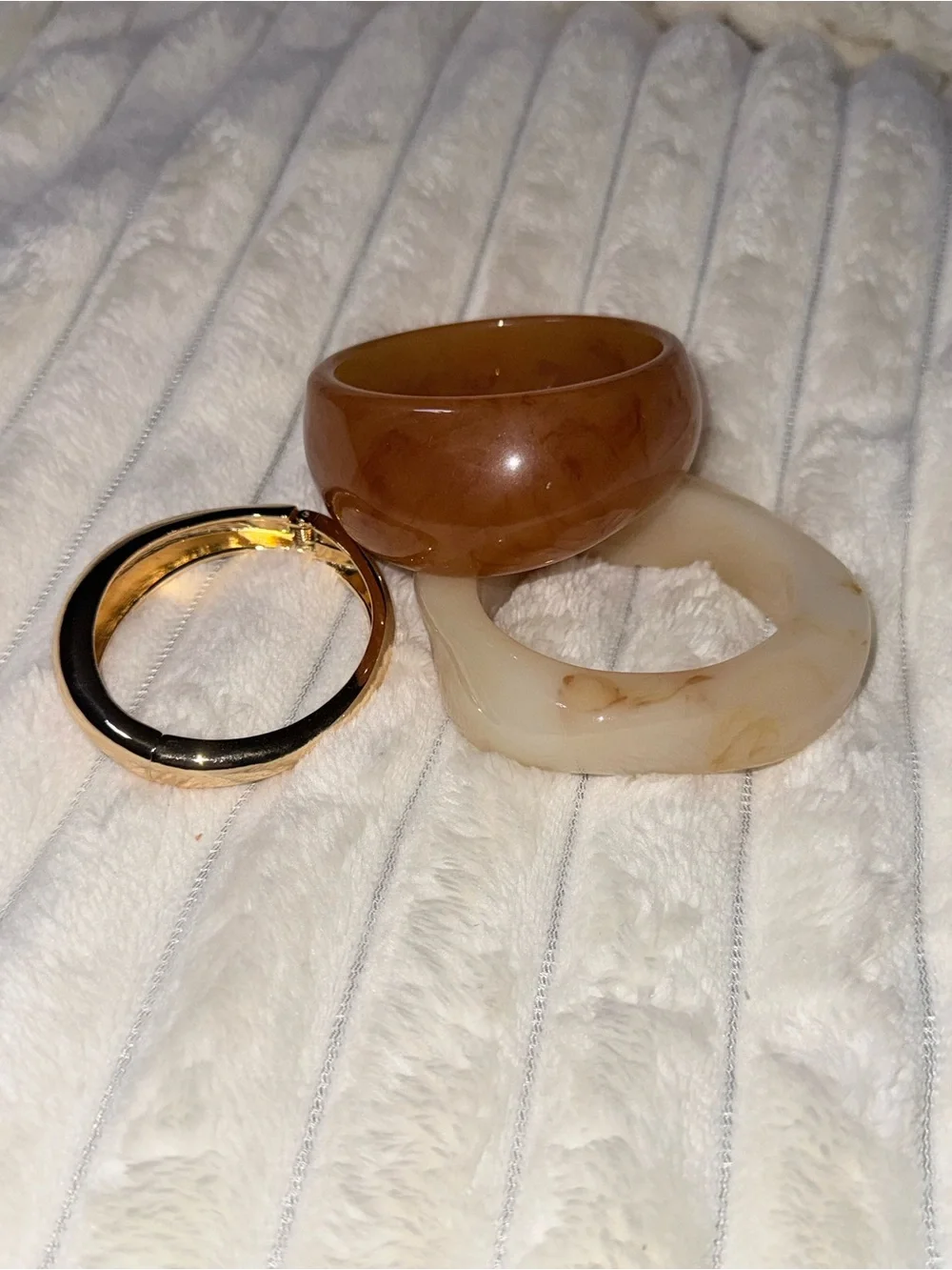 Stackable Resin and Metal Bracelet Set - Brown and Cream Colors